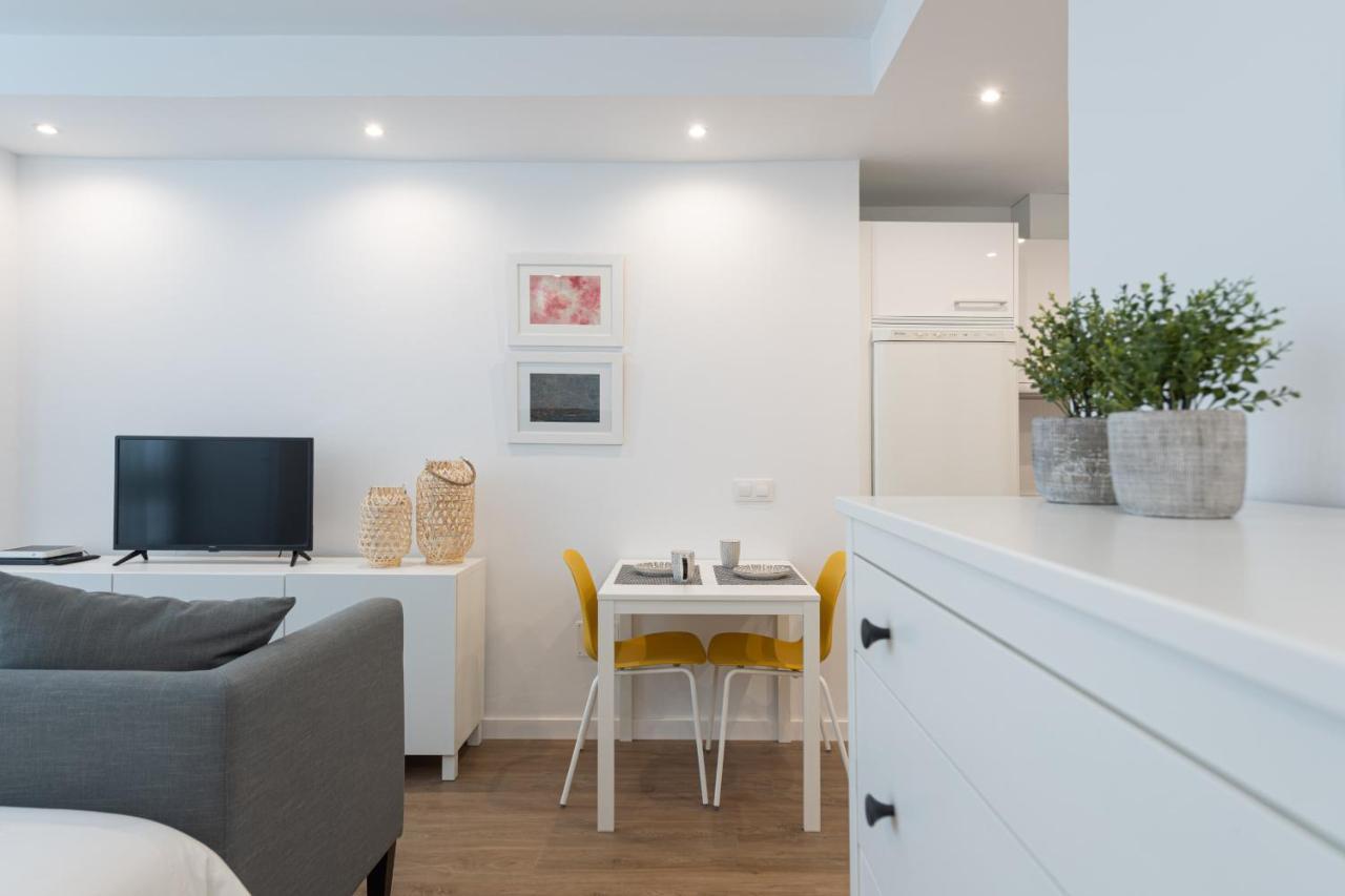 Homeforguest Moderno Estudio Junto A Las Canteras Las Palmas de Gran Canaria Bagian luar foto