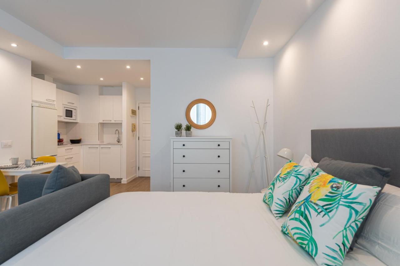 Homeforguest Moderno Estudio Junto A Las Canteras Las Palmas de Gran Canaria Bagian luar foto